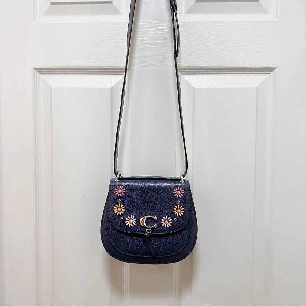 Coach Remi Saddle Bag Midnight Pebble Leather Daisy Appliqué